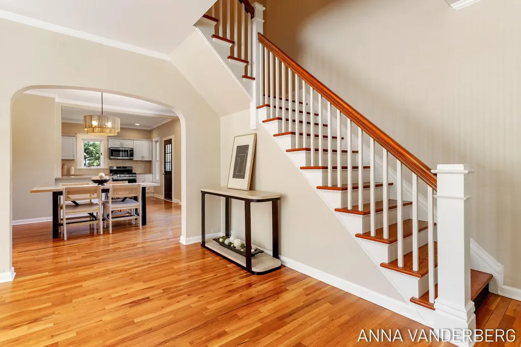 31 W 28th Street Holland City MI 49423