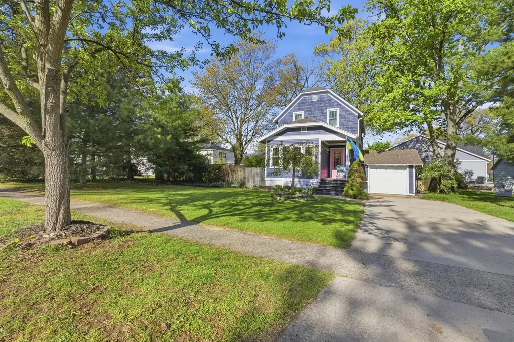 115 N Lake Avenue Spring Lake Township MI 49456