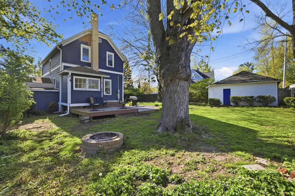 115 N Lake Avenue Spring Lake Township MI 49456