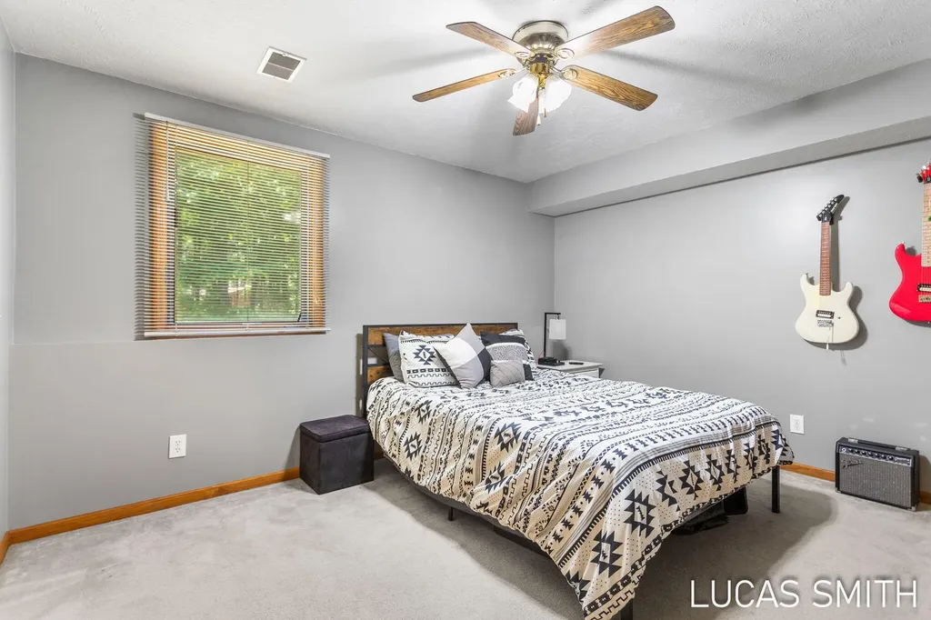 262 17 Mile Road NW Tyrone Township MI 49330