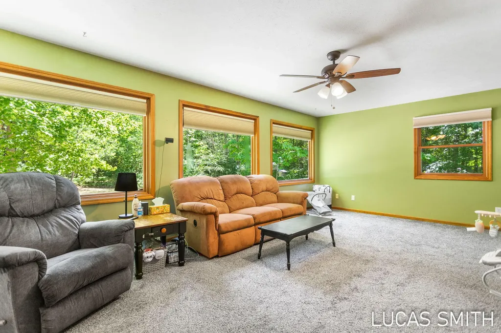 262 17 Mile Road NW Tyrone Township MI 49330
