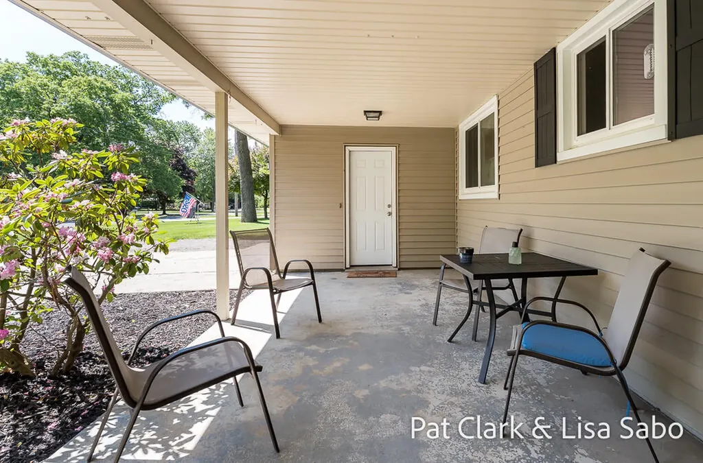 1297 Joslyn Road Muskegon Charter Township MI 49445