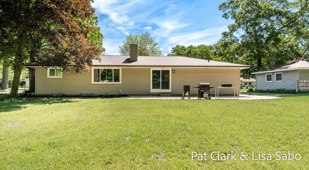 1297 Joslyn Road Muskegon Charter Township MI 49445