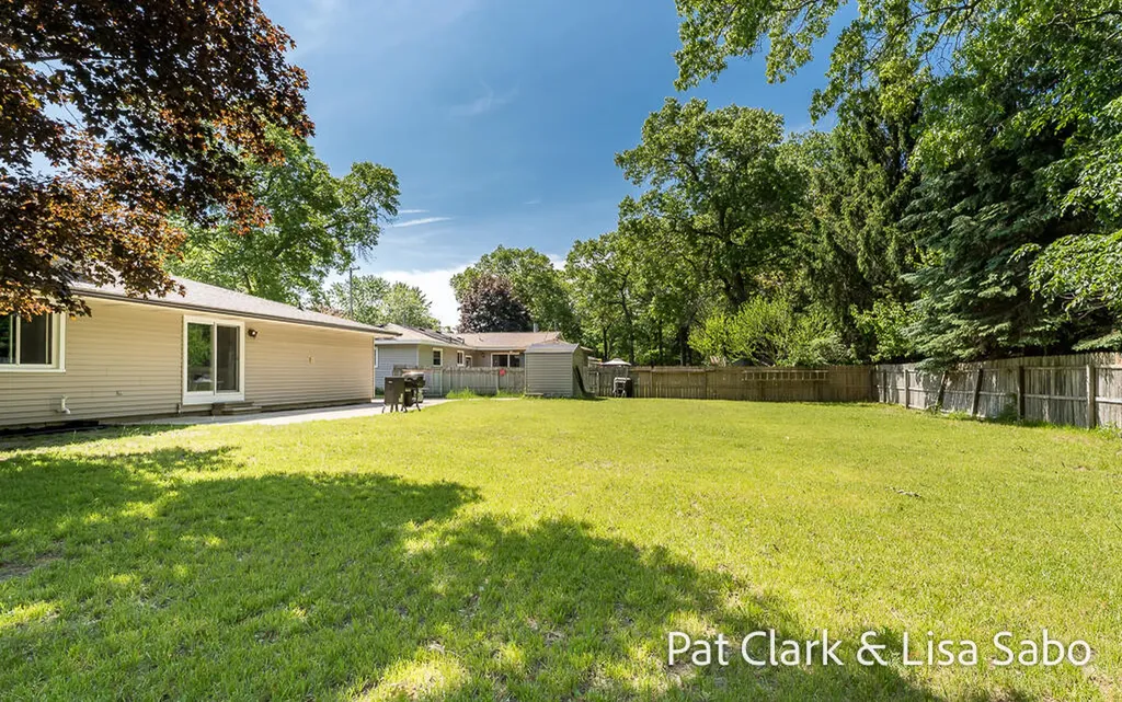 1297 Joslyn Road Muskegon Charter Township MI 49445