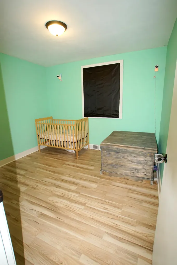 1719 Huizenga Street Muskegon City MI 49442