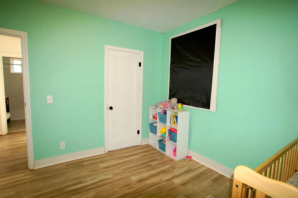 1719 Huizenga Street Muskegon City MI 49442