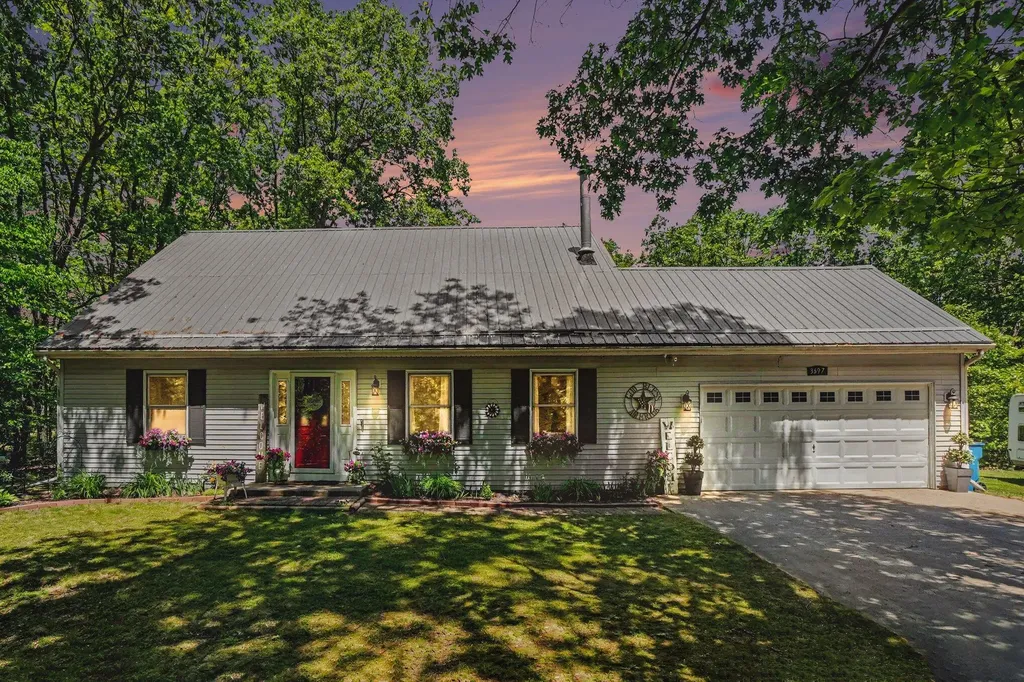3697 118th Avenue Valley Township MI 49010