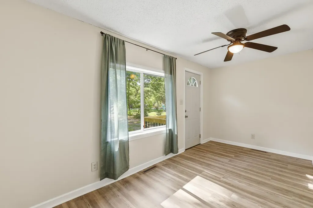 2933 Valk Street Norton Shores City MI 49444