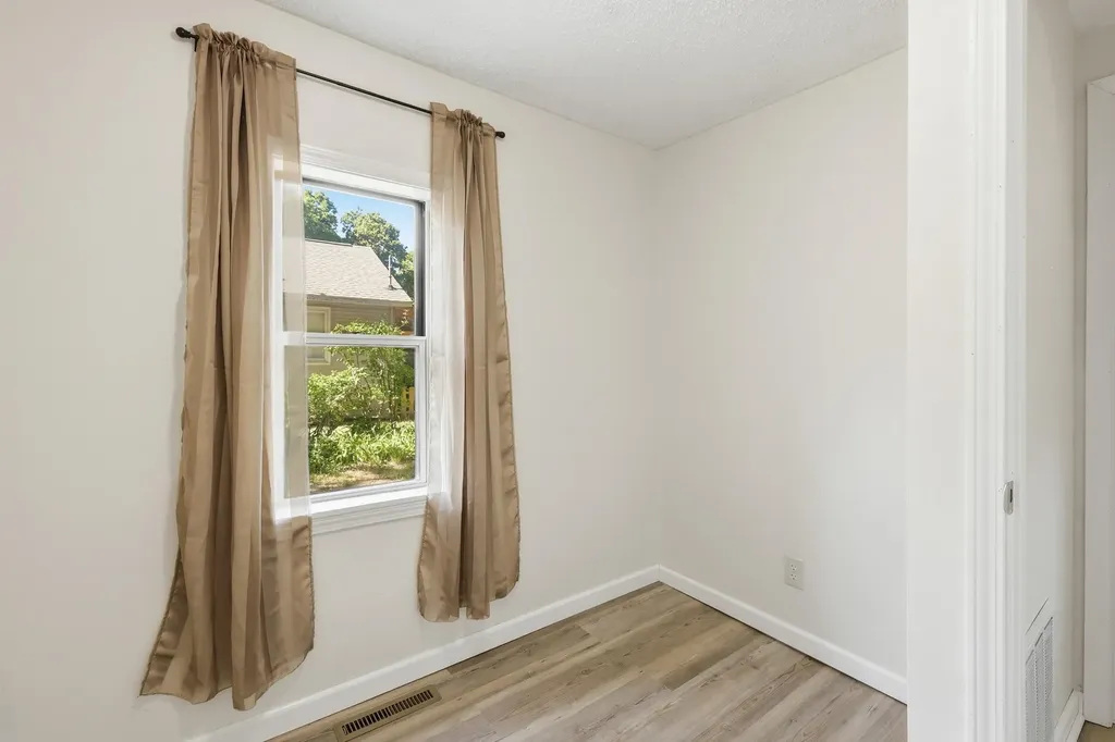 2933 Valk Street Norton Shores City MI 49444