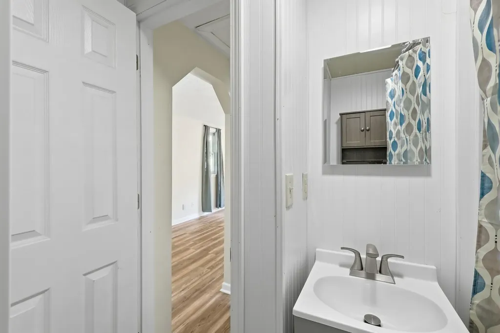 2933 Valk Street Norton Shores City MI 49444