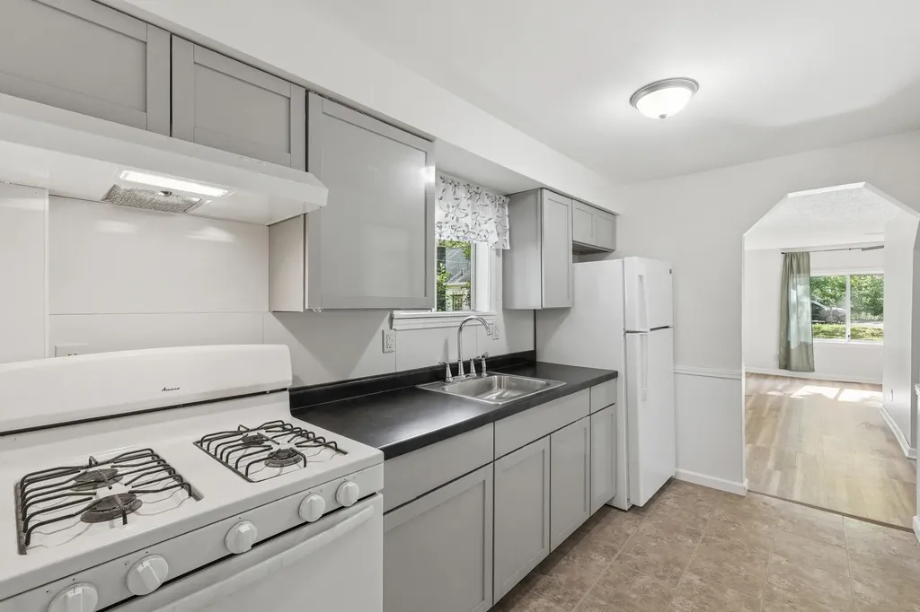 2933 Valk Street Norton Shores City MI 49444
