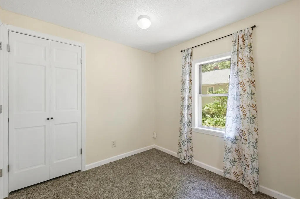 2933 Valk Street Norton Shores City MI 49444