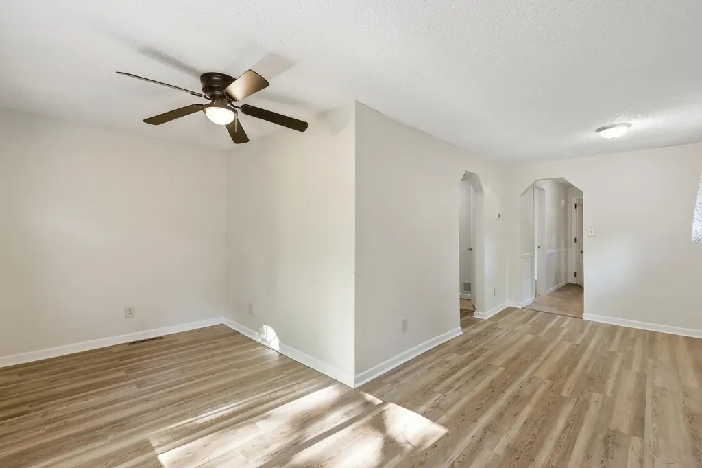 2933 Valk Street Norton Shores City MI 49444