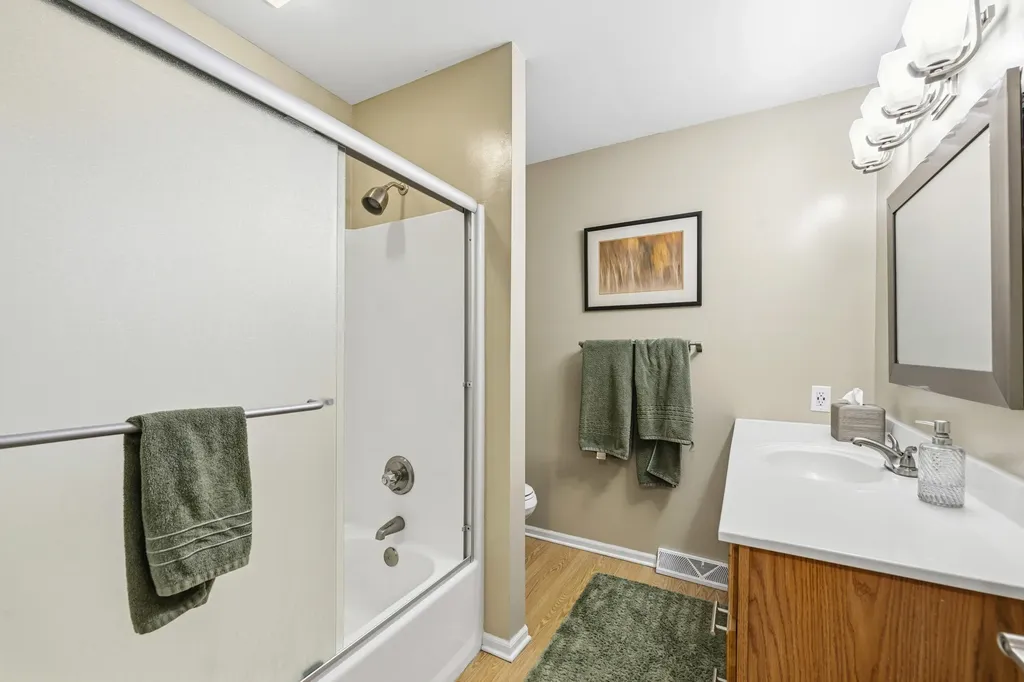 494 Amity Street Unknown City MI 49406