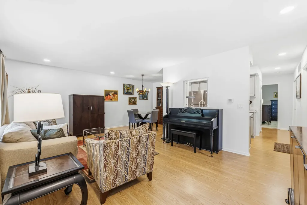 494 Amity Street Unknown City MI 49406
