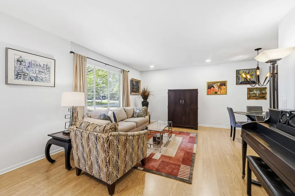 494 Amity Street Unknown City MI 49406