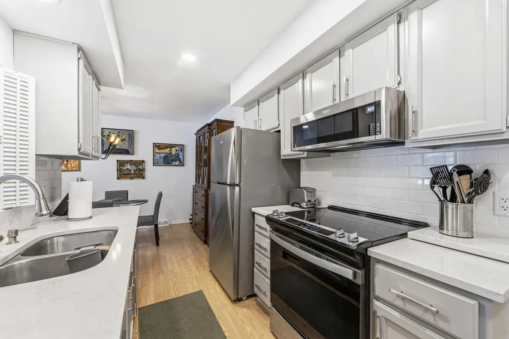 494 Amity Street Unknown City MI 49406