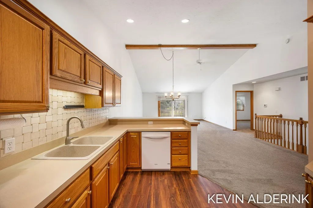8872 N Peninsula Court Zeeland Charter Township MI 49464
