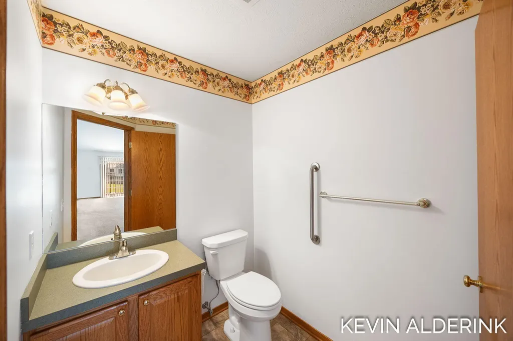 8872 N Peninsula Court Zeeland Charter Township MI 49464