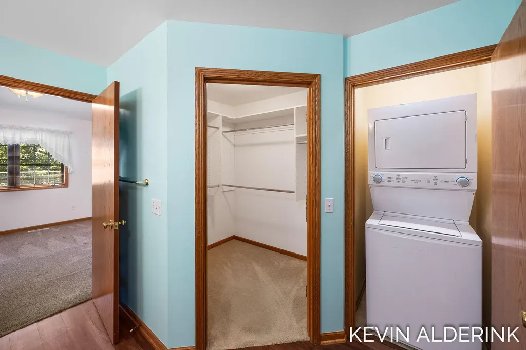 8872 N Peninsula Court Zeeland Charter Township MI 49464