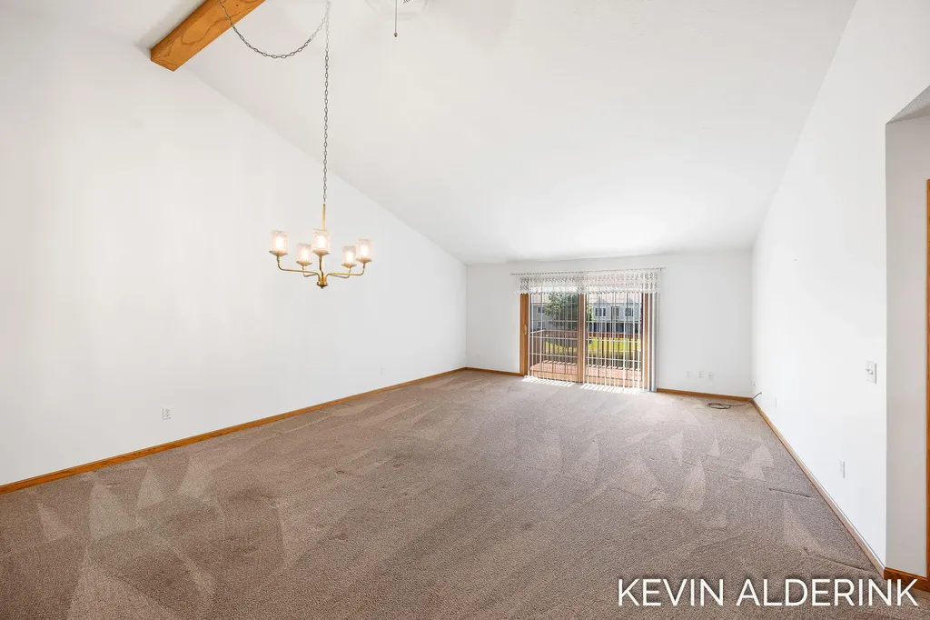 8872 N Peninsula Court Zeeland Charter Township MI 49464