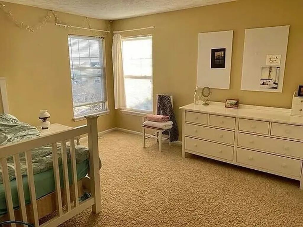 573 Brownstone Street Holland City MI 49423