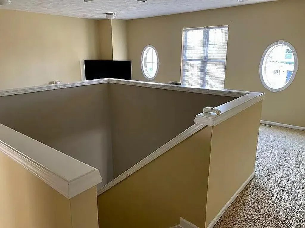 573 Brownstone Street Holland City MI 49423