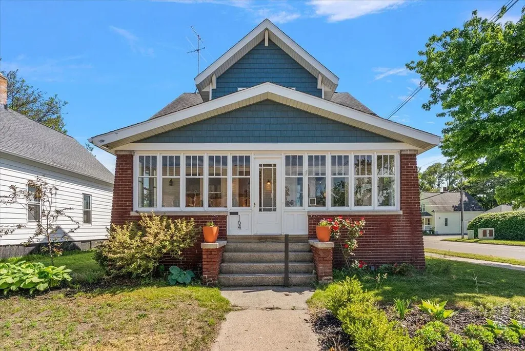 164 W 18th Street Holland City MI 49423