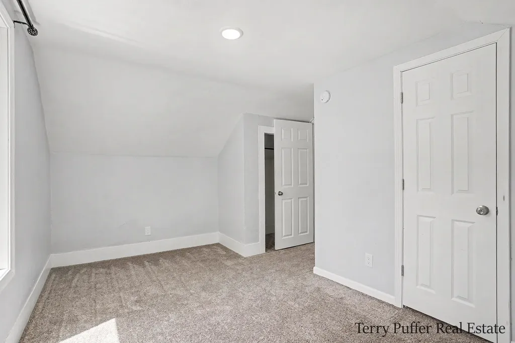 416 Pine Street Fruitport Village MI 49415