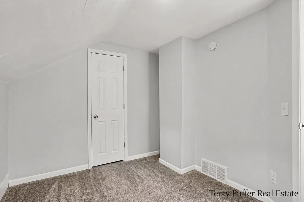416 Pine Street Fruitport Village MI 49415