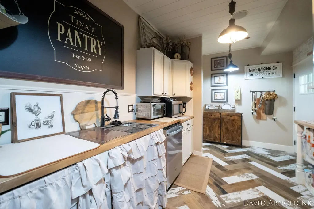 2325 Riley Court Jamestown Charter Township MI 49426
