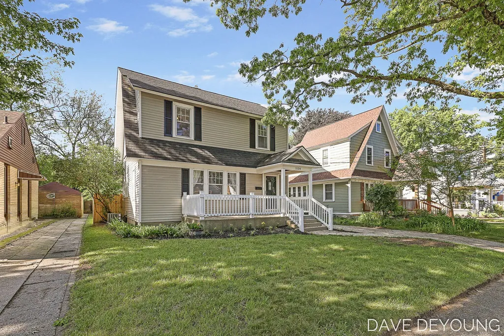 1134 Hoyt Street SE Grand Rapids City MI 49507