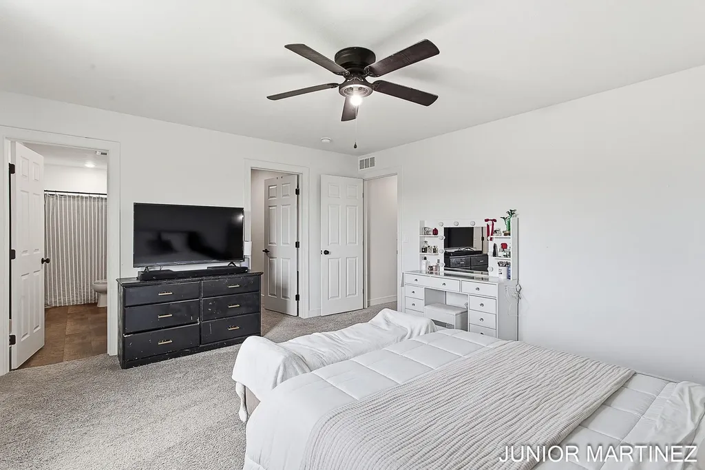4193 Tributary Drive Holland Charter Township MI 49424