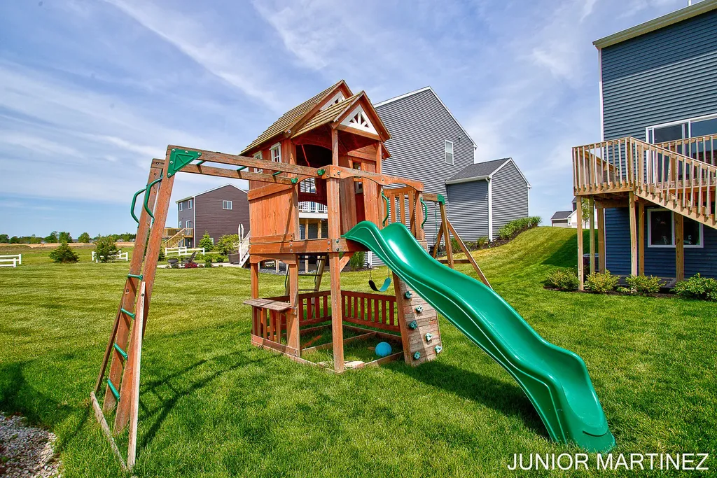 4193 Tributary Drive Holland Charter Township MI 49424
