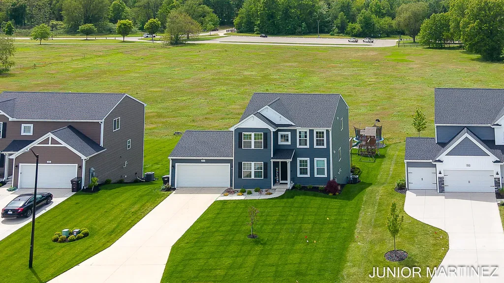 4193 Tributary Drive Holland Charter Township MI 49424