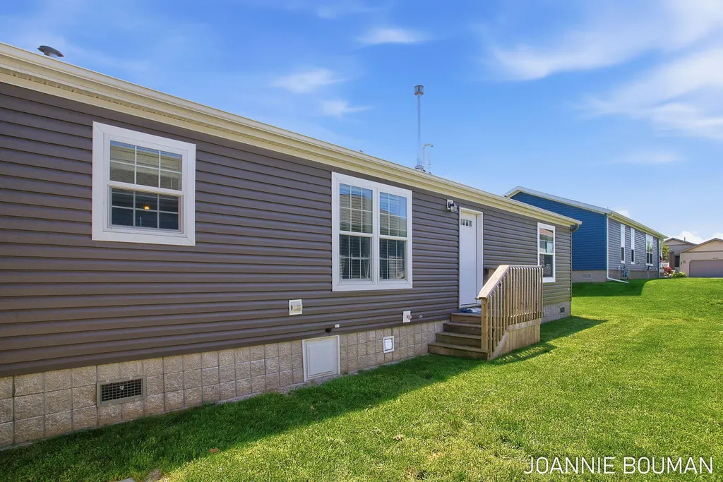 5230 E Sunfield Lane Fillmore Township MI 49423