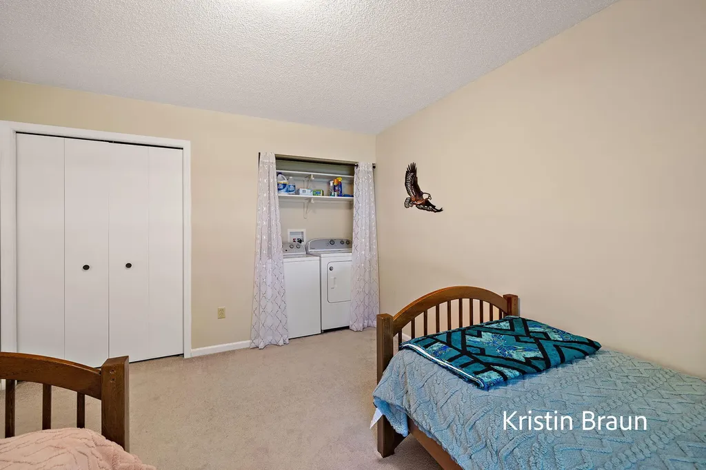 1075 Walnut Grove Drive Norton Shores City MI 49441