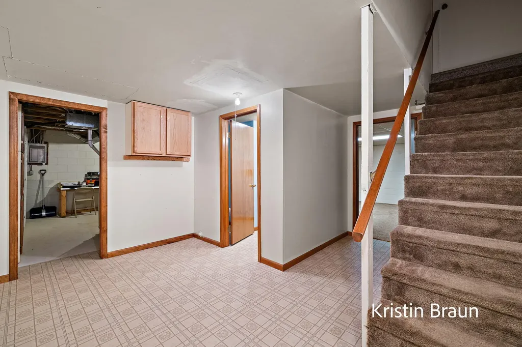 1075 Walnut Grove Drive Norton Shores City MI 49441