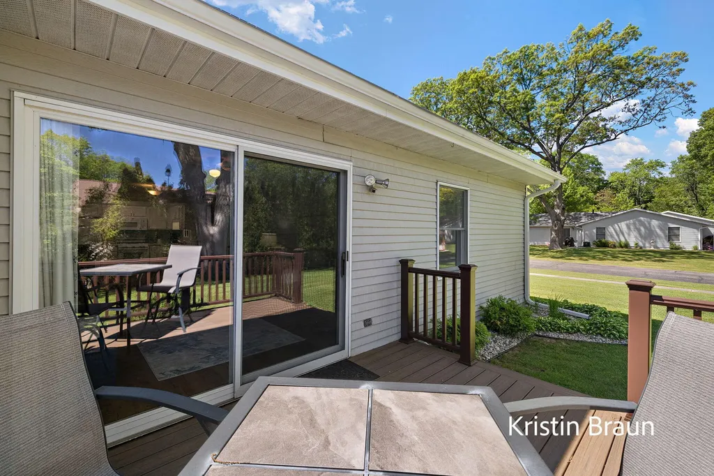 1075 Walnut Grove Drive Norton Shores City MI 49441