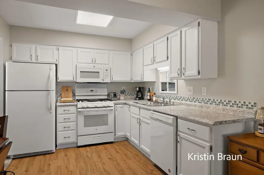 1075 Walnut Grove Drive Norton Shores City MI 49441