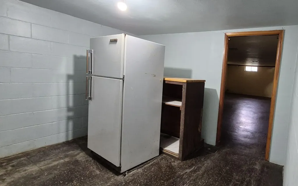 617 Oscar North Muskegon City MI 49445
