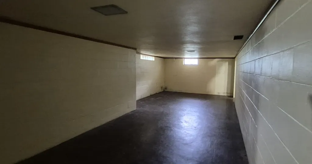 617 Oscar North Muskegon City MI 49445