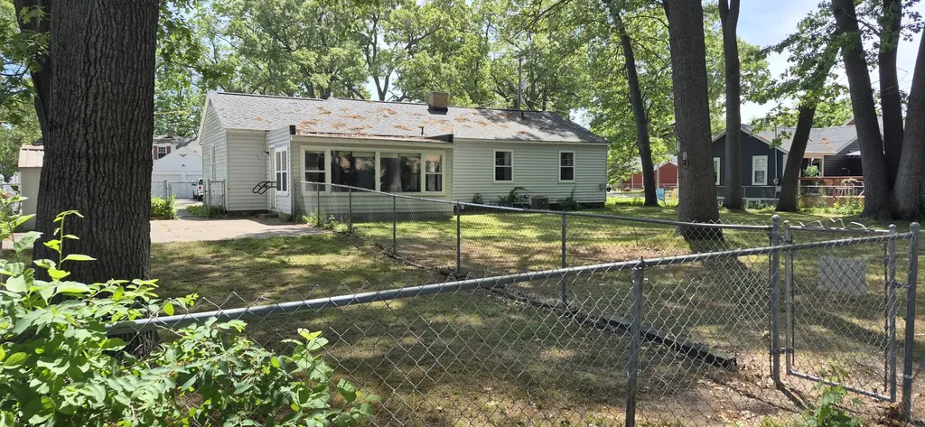 617 Oscar North Muskegon City MI 49445