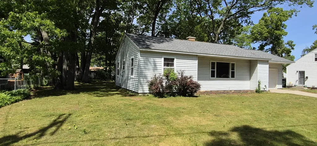 617 Oscar North Muskegon City MI 49445