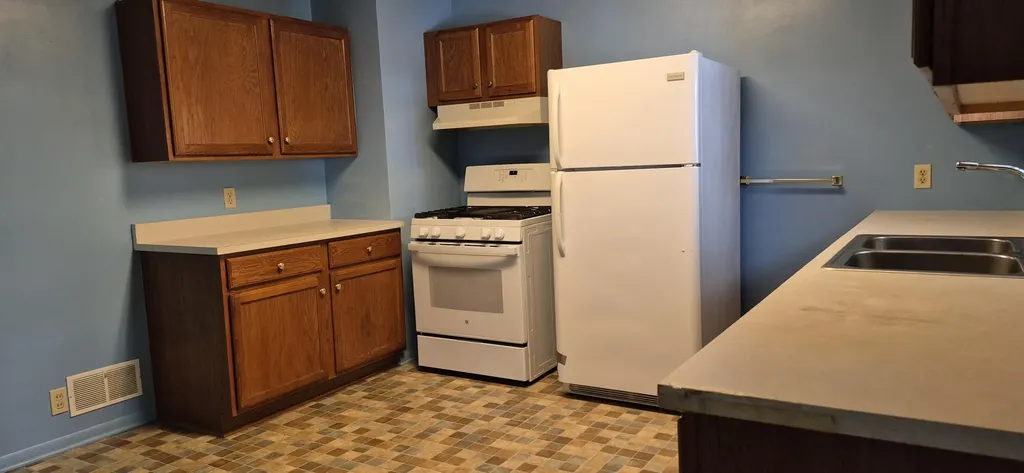 617 Oscar North Muskegon City MI 49445
