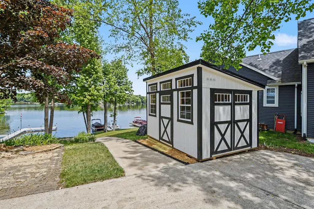 24714 Butternut Drive Sherman Township MI 49091