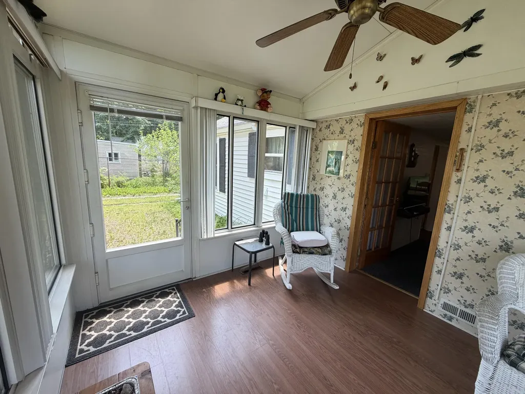 1887 Interwood Muskegon Charter Township MI 49442