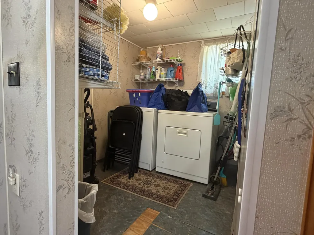 1887 Interwood Muskegon Charter Township MI 49442