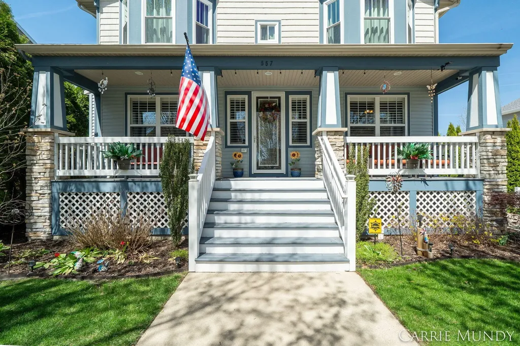 557 Brookstone Street Holland City MI 49423