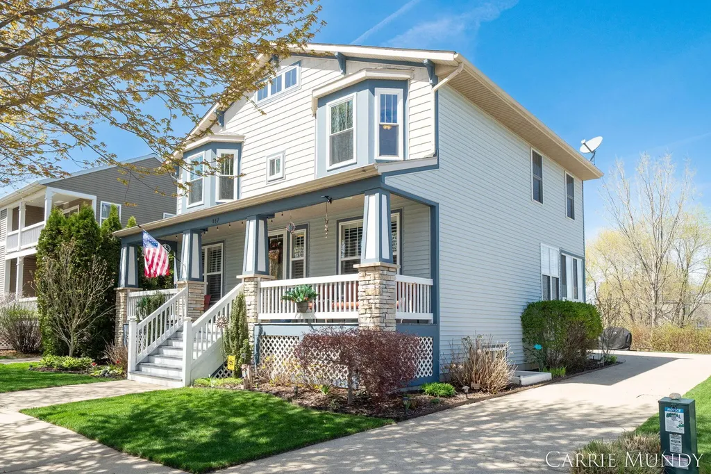 557 Brookstone Street Holland City MI 49423